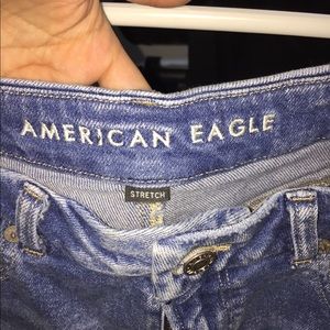 American Eagle high rise mom jeans size 8 reg